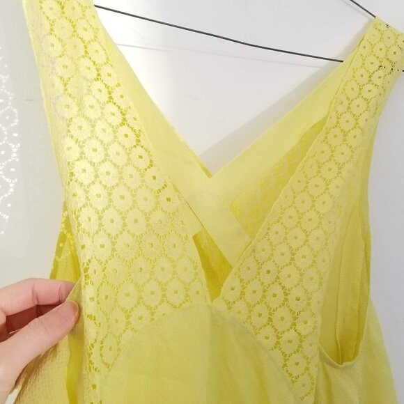 NEW Intimately Free Deep V-Neck Lace Yellow Top XS - Picture 6 of 11